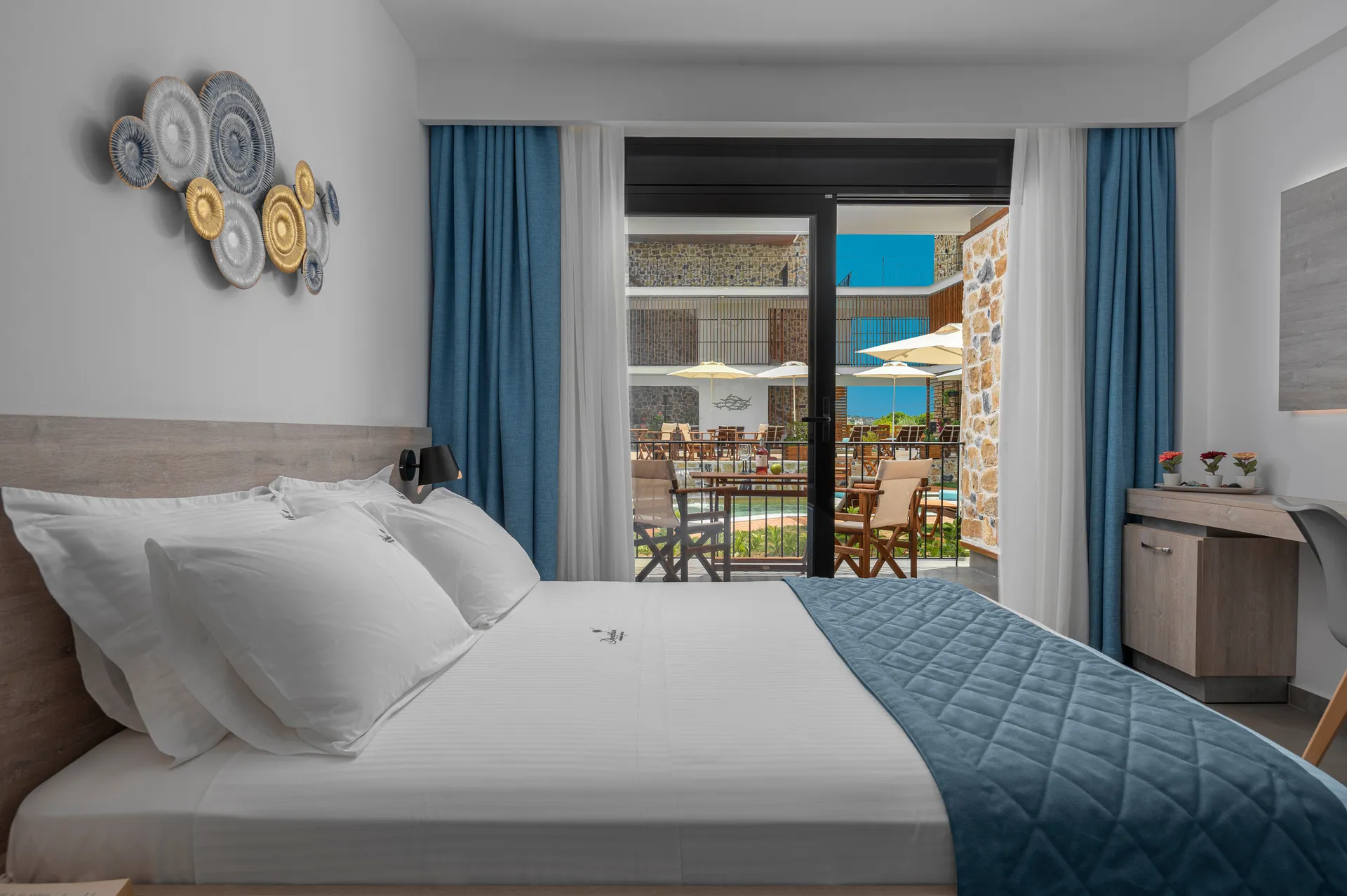 Tiara Holidays - Dandelion Premium Suites - Junior Suite Pool View